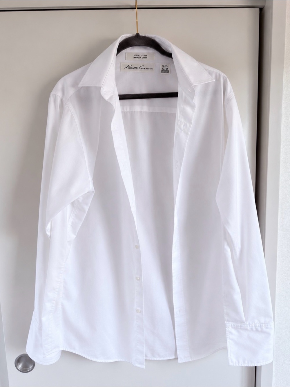 Kenneth Cole New York | 100% Cotton White Button-Down